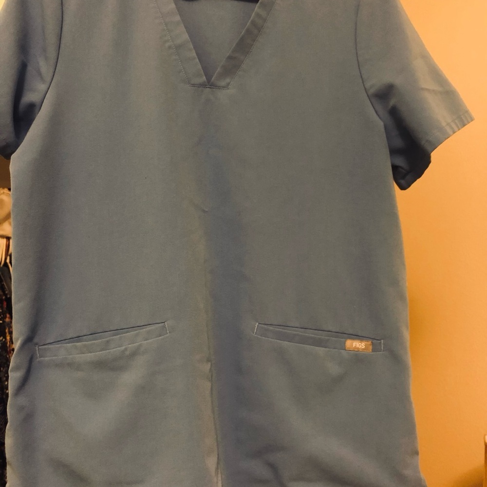 Figs scrub top Medium size